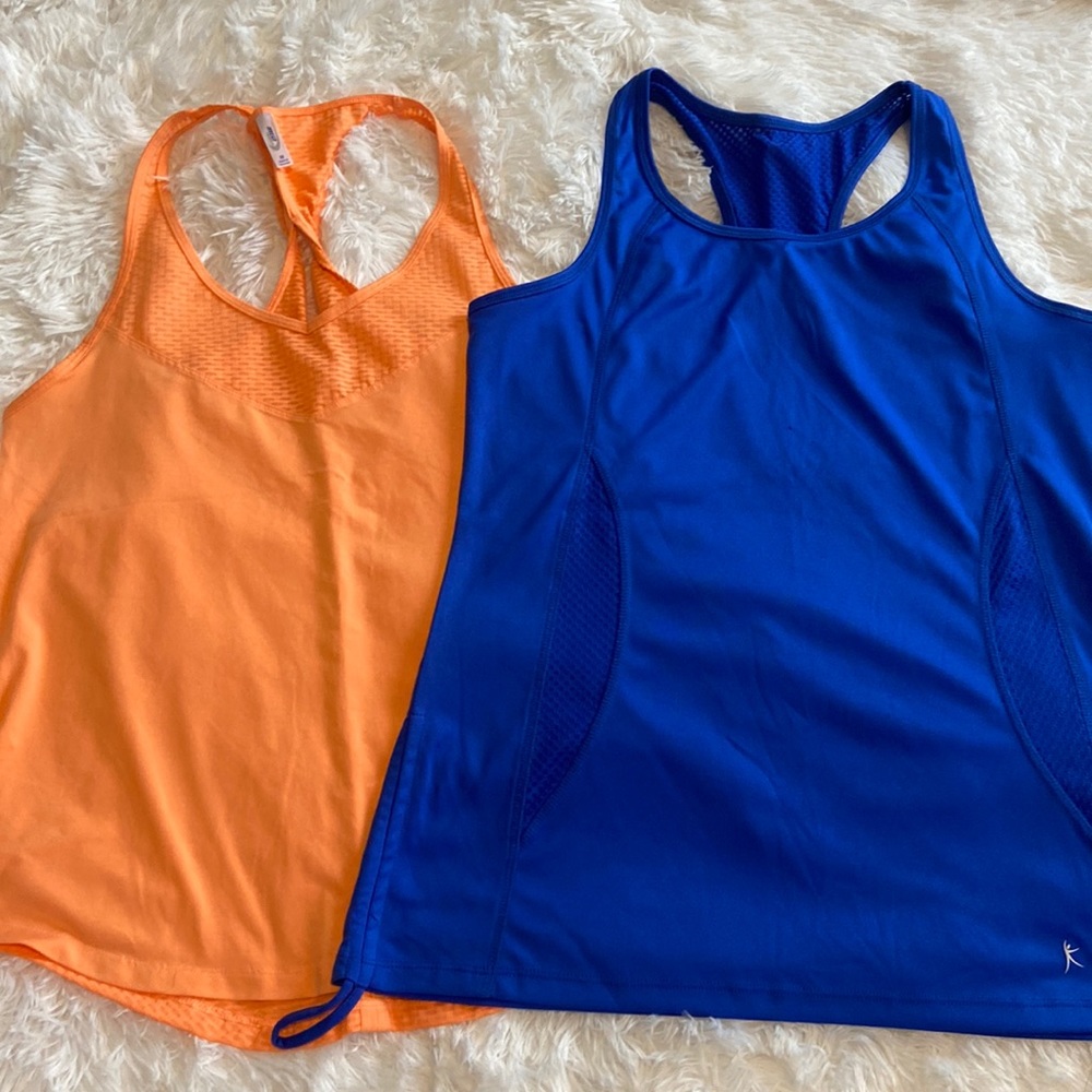 2 workout tanks